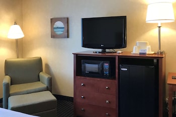 Standard Room, 2 Queen Beds, Non Smoking