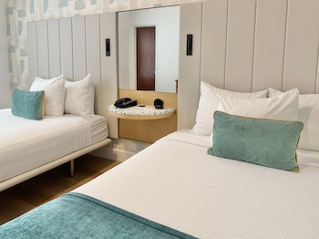 Classic Room, 2 Double Beds