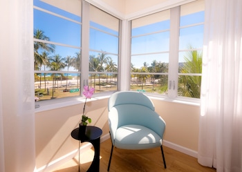 Ocean Front Corner King