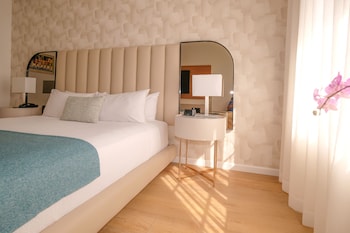 Room, 1 King Bed, Ocean View