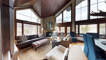 House, 5 Bedrooms (Platinum)