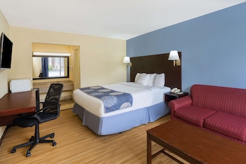 Room, 1 King Bed, Smoking