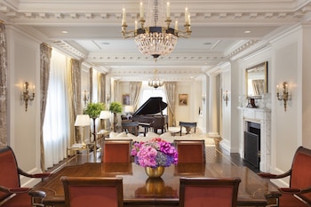 Premium Suite