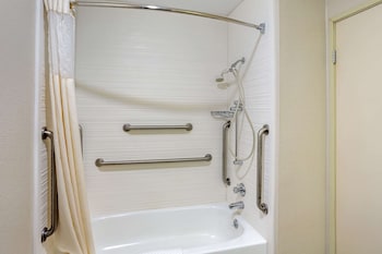 Suite, 1 King Bed, Accessible, Non Smoking
