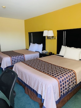 Standard Room, 2 Queen Beds, Non Smoking