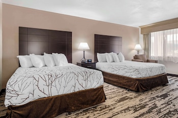 Suite, 2 Queen Beds, Non Smoking, Balcony (with Sofabed)