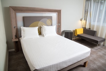 Superior Room, 1 Queen Bed (Premium)