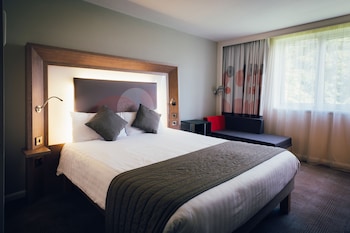 Superior Room, 1 Queen Bed with Sofa bed (Premium)