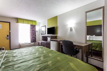Standard Room, 1 King Bed, Smoking