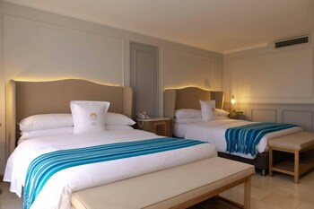 2 Queen Beds, Superior Room, Garden View