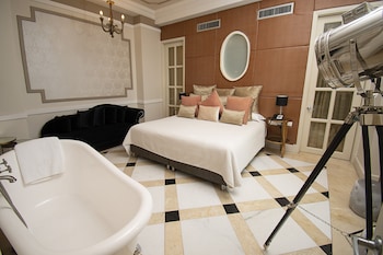 1 King Bed, Presidential Suite, Ocean View