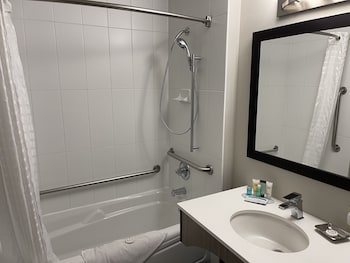 Room, 1 Queen Bed, Accessible, Non Smoking