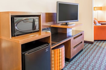 Executive Suite, 1 King Bed with Sofa bed