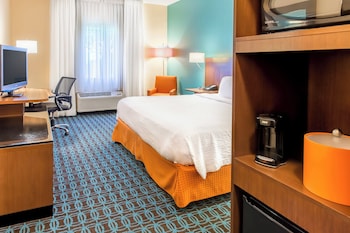 Room, 1 King Bed (Mobility/Hearing Access, Transf Shwr)