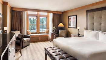 Premium Room, 1 King Bed (Premium King)