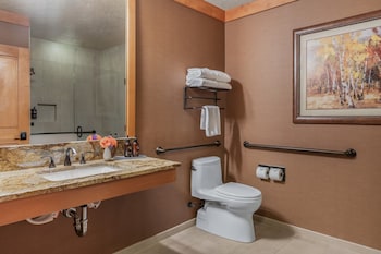 Deluxe Room, 2 Queen Beds (Premium Two Queen - Accessible)