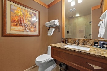 Deluxe Room, 2 Queen Beds (Premium Two Queens)