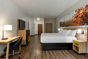 Standard Room, 1 King Bed