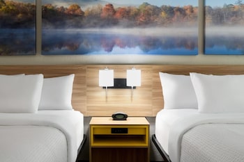 Standard Room, 2 Queen Beds, Smoking