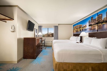 Room, 2 Queen Beds, Accessible, Non Smoking (Mobility)