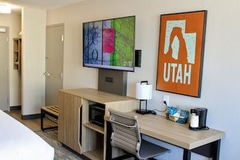 Suite, Multiple Beds, Non Smoking
