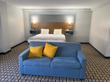Superior Room, 1 King Bed, Non Smoking