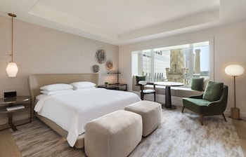 Room, 1 King Bed, City View