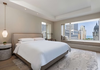 Suite (Gold Coast)