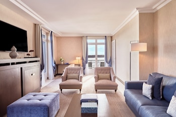 Suite (Prestige Sea)
