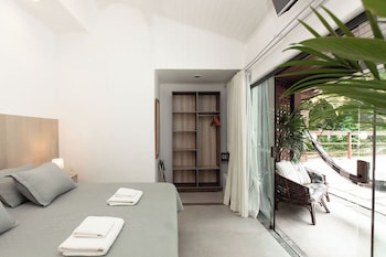 Standard Double Room, 1 King Bed