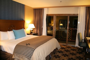 Suite, 1 King Bed