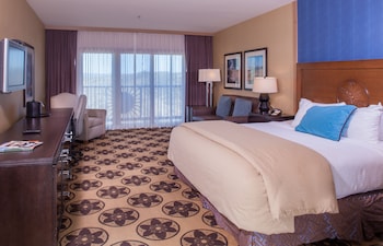 Deluxe Room, 1 King Bed