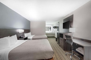 Standard Room, 2 Queen Beds, Smoking