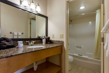 Standard Room, 1 King Bed, Smoking, Refrigerator & Microwave