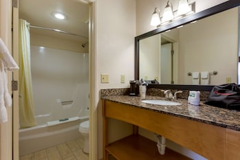 Standard Room, 2 Queen Beds, Non Smoking, Fireplace