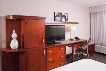 Suite, 1 Bedroom, Poolside