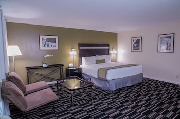 Executive Studio Suite