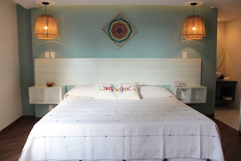 Upgrade to B Urban King Bed