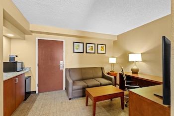 Suite, 2 Double Beds, Non Smoking