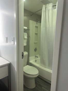 Room, 2 Queen Beds, Non Smoking