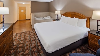Standard Room, 1 King Bed, Accessible, Bathtub