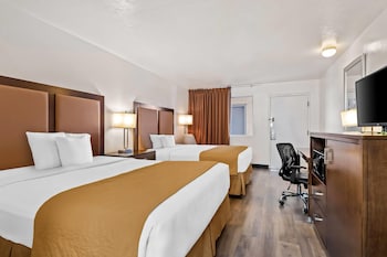 Room, 2 Queen Beds, Accessible, Non Smoking (Mobility Bathtub w/Grab Bars)