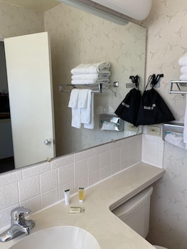 Room, 2 Queen Beds, Non Smoking