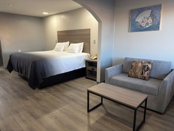 Room, 1 King Bed, Non Smoking