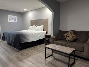 Room, 1 King Bed, Smoking