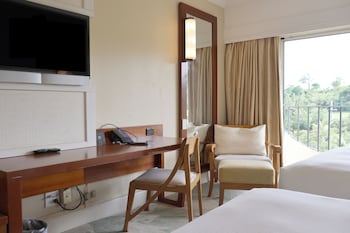 Room, 2 Double Beds, Accessible (Roll-in Shower)
