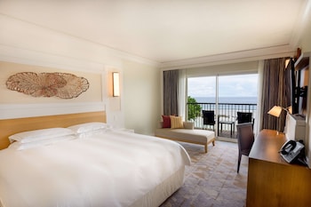 Tasi Suite with Lounge Access