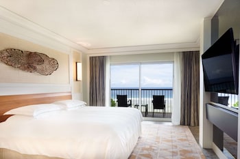 Tasi Executive Suite with Lounge Access