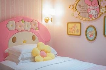 My Melody Superior Twin