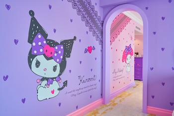 My Melody & Kuromi  Family Suite